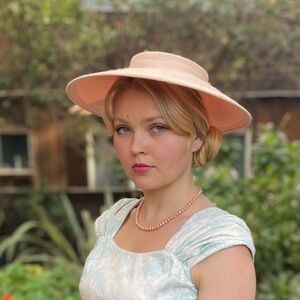 Elegant Pink Wide-Brim Hat Vintage 1950s 60s